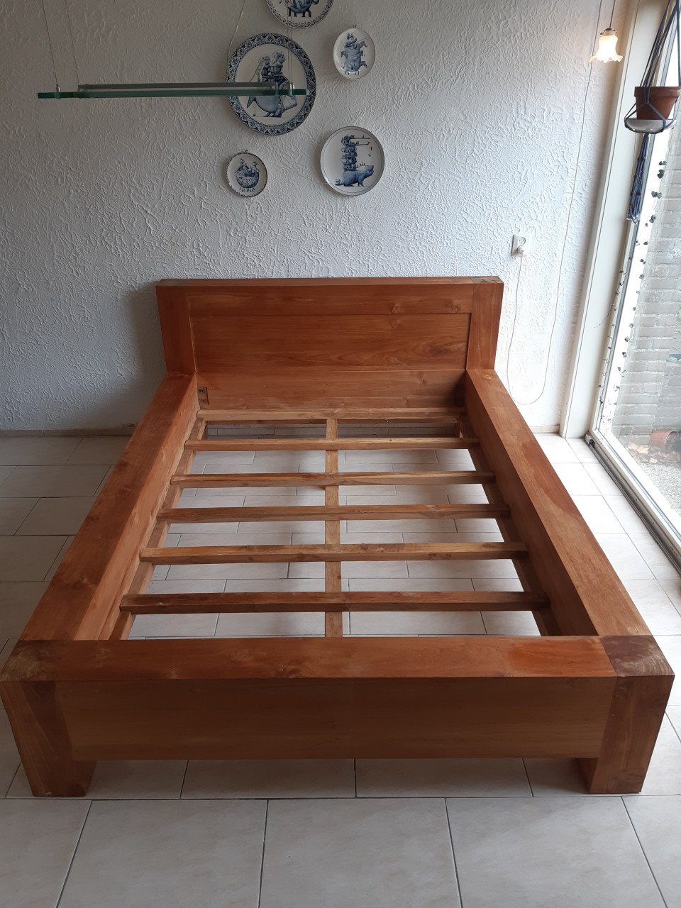 Teak bedombouw