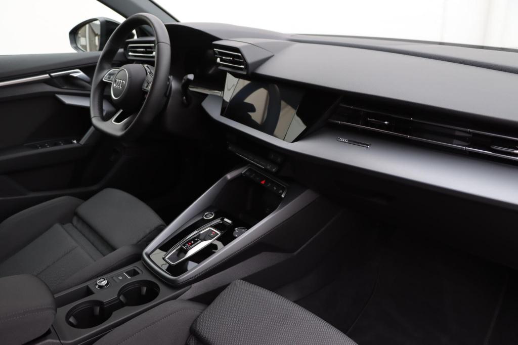 Audi A3 sportback 40 tfsi e s edition 204pk s-tronic