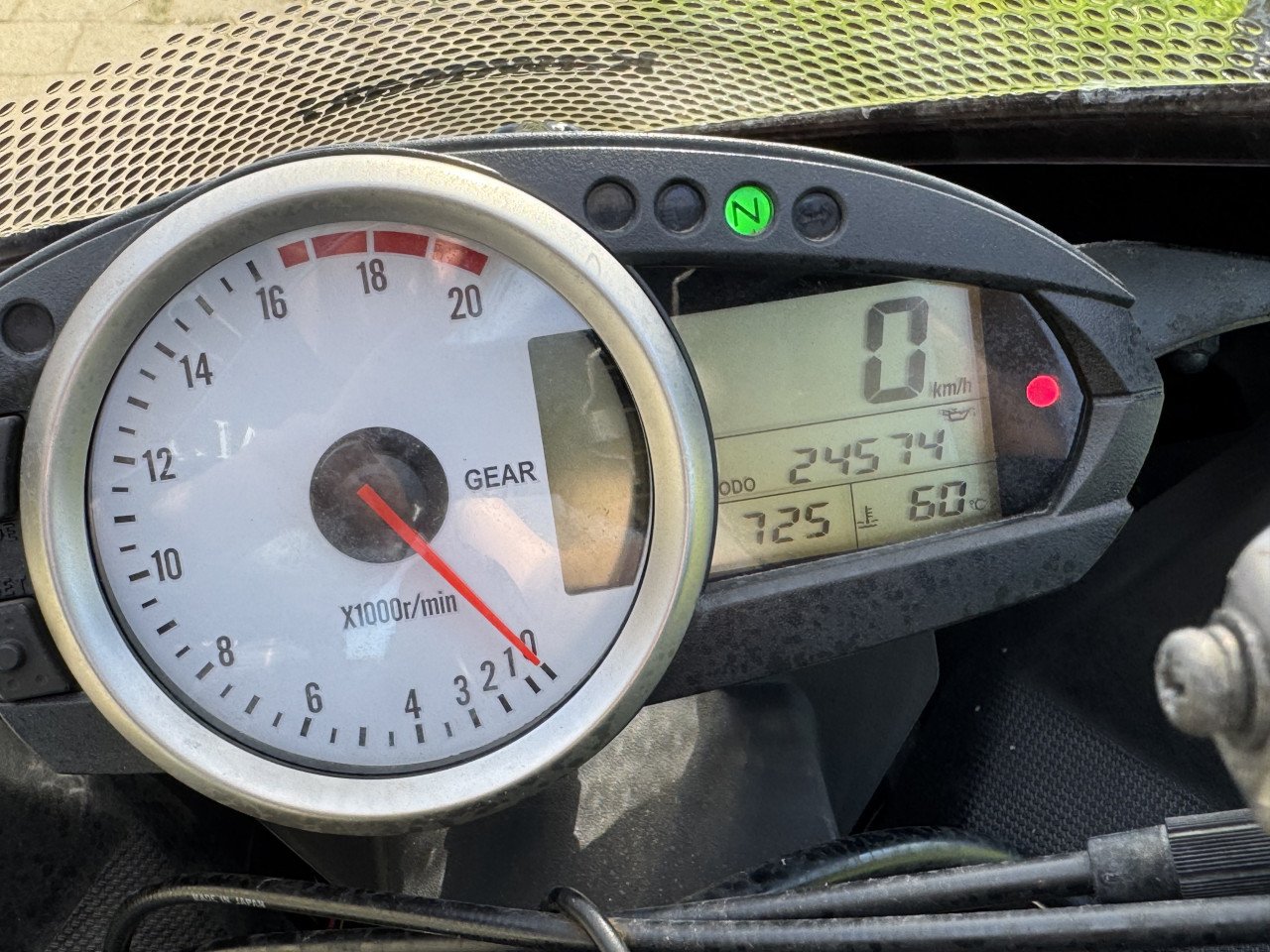 Hele mooie Kawasaki Ninja ZX 6R bouwjaar 2007 in een hele goede staat.