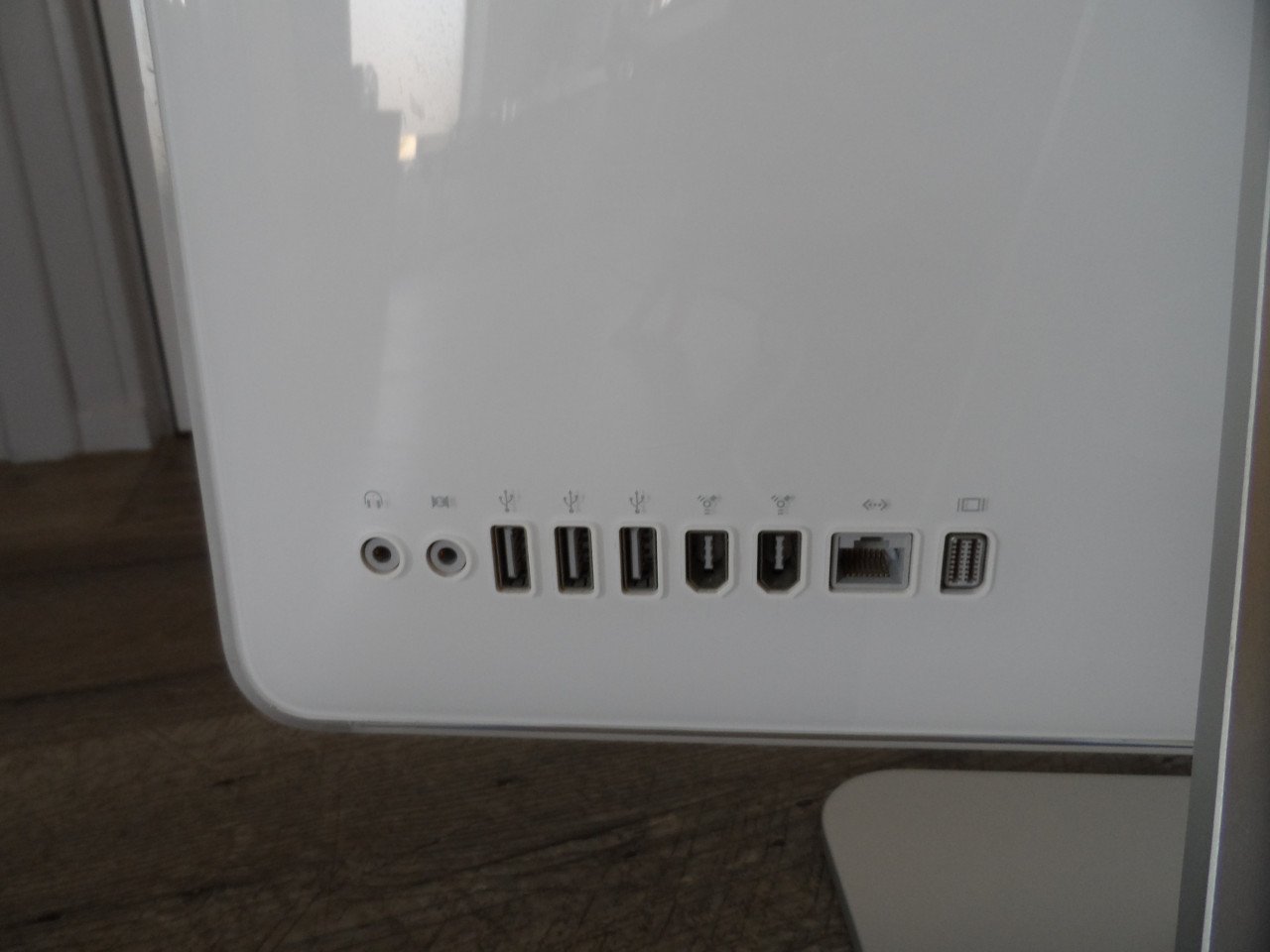 Imac 2006 Model 1208 I.Z.G.S.