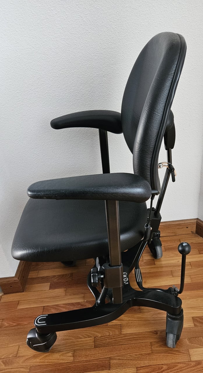 Trippelstoel Vela Tango 700 EB