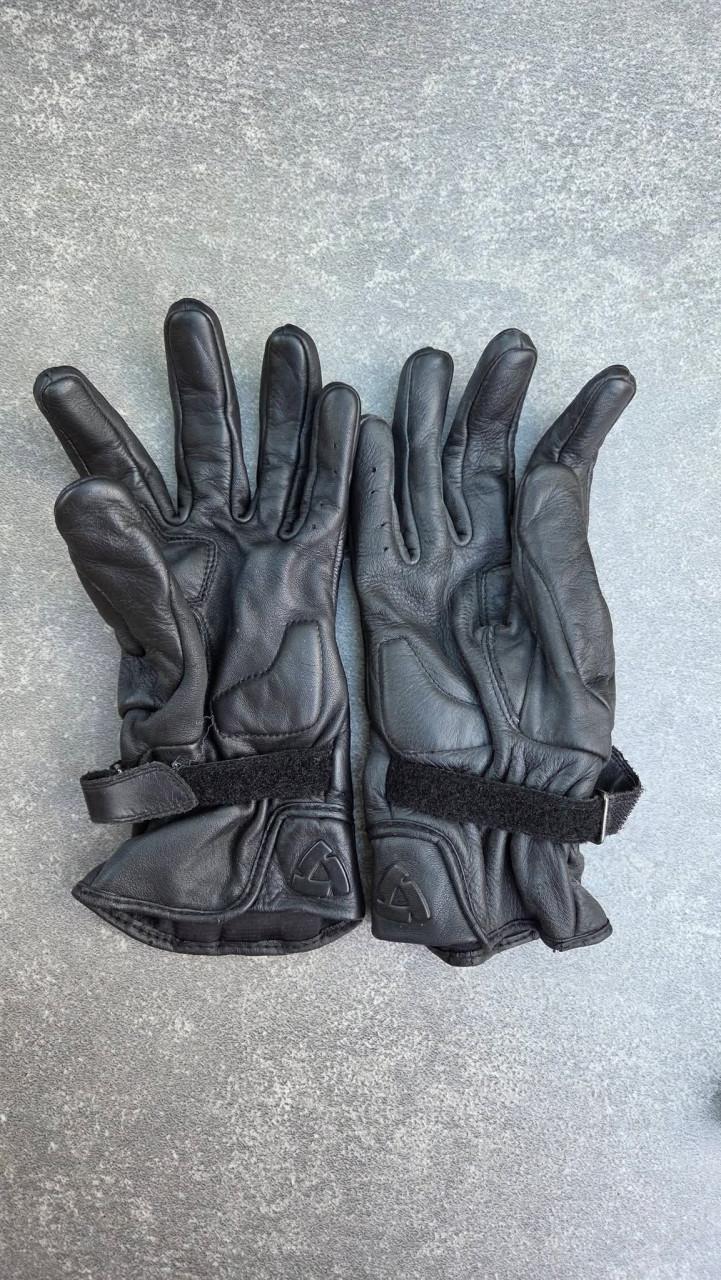 Echt leren REV'IT! motorhandschoenen met  Schoeller Keprotec. Maat XS.