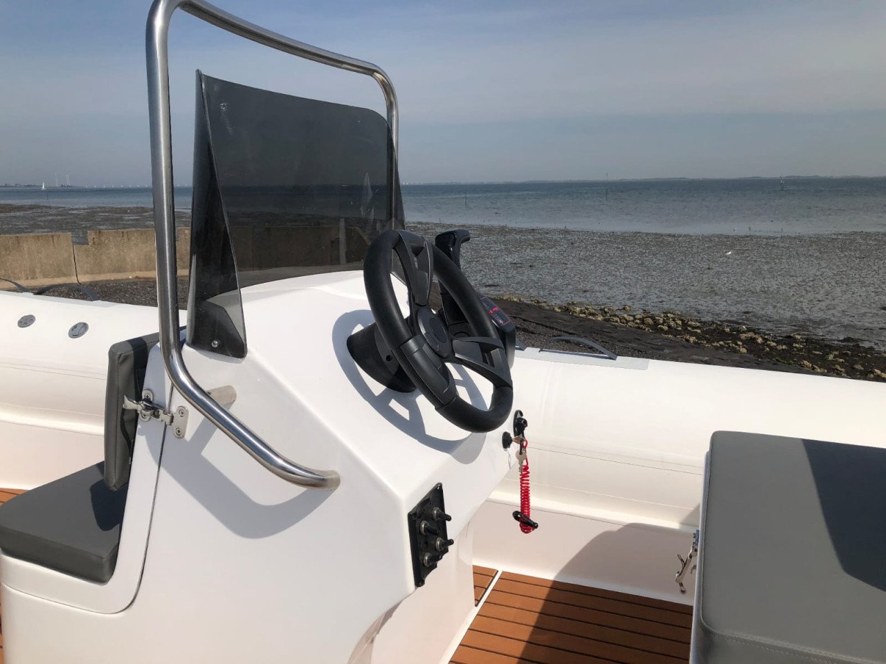 NIEUWE Coralsea (ZODIAC) de Luxe RIB met Mercury 60pk 4-takt motor