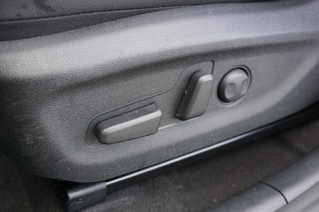 Kia E-niro executiveline 64 kwh climate / navi / cruise / leder / stoelverw