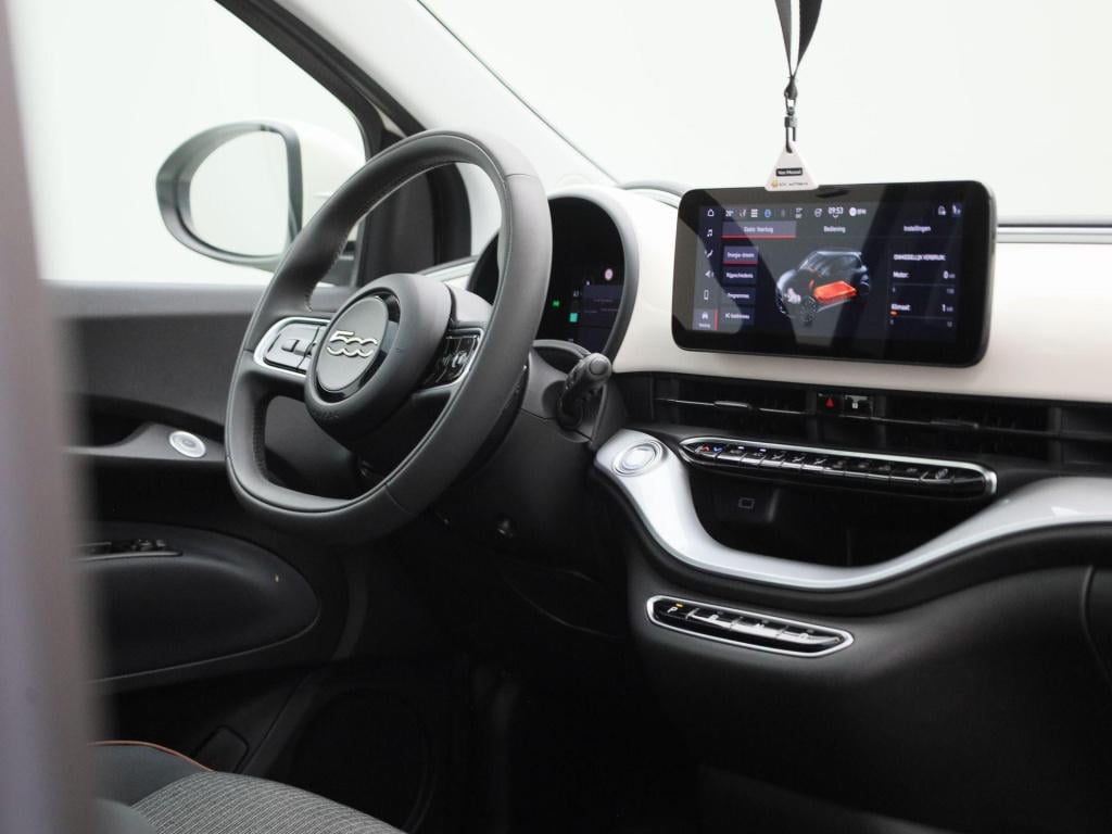 Fiat 500e icon 42 kwh | panoramadak | apple carplay / android auto | climat