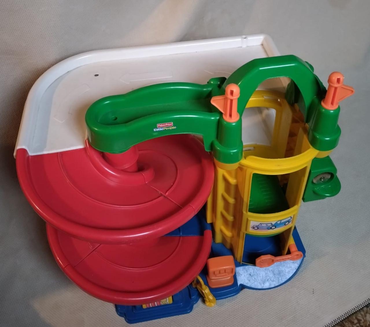 Fisher Price Little People garage