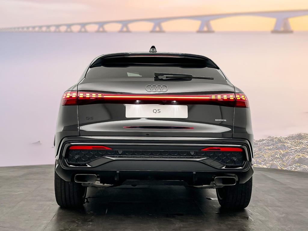 Audi Q5 sportback s edition e-hybrid 220 kw / 299 pk sportback 7 ver