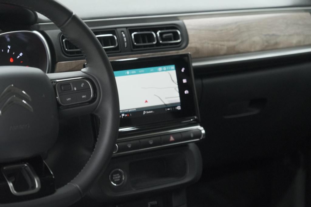 Citroen C3 puretech 82 max | trekhaak | keyless | camera | parkeersensoren 