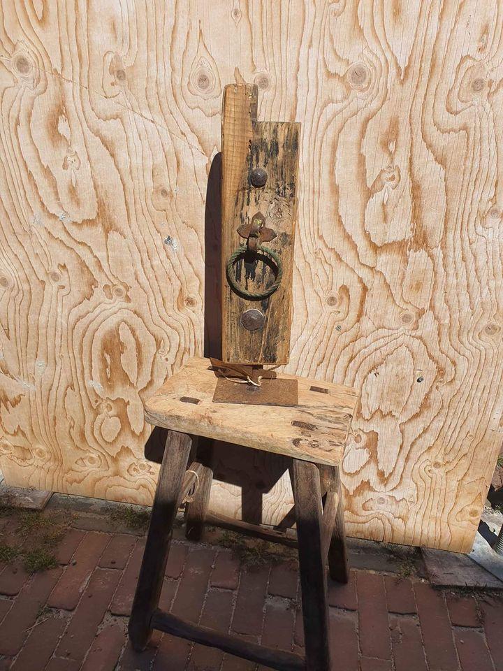 NACHTKASTJES OF LEUKE TAFELTJES VOORM NAAST HET BED, KIJK EENS BIJ 3Z FAC