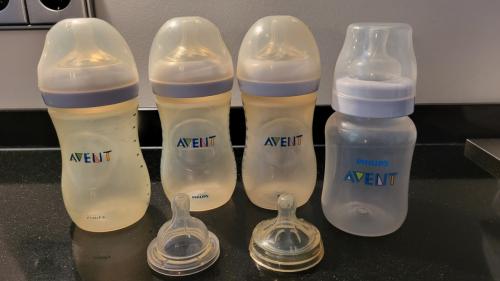 4 flessen Philips Avent Natural / Classic