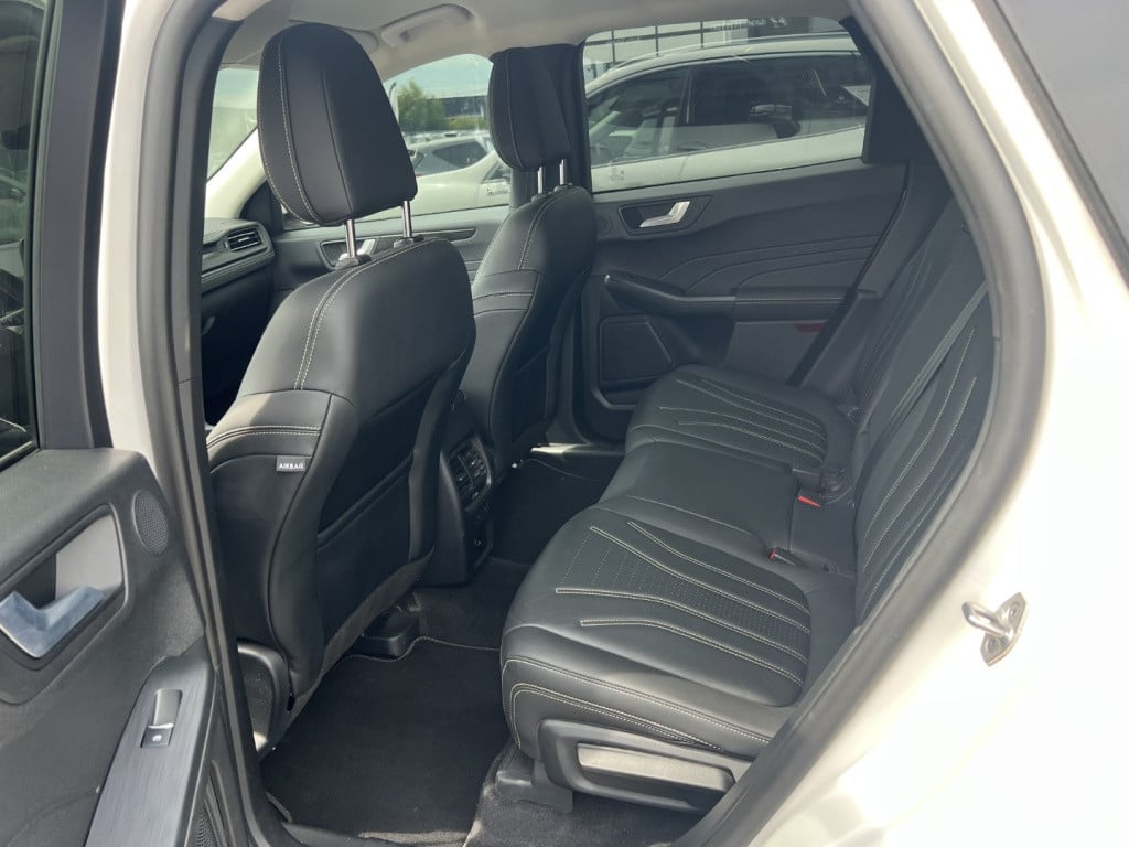 Ford Kuga 2.5 phev e-cvt 225pk vignale , winterpack , b&o , camera