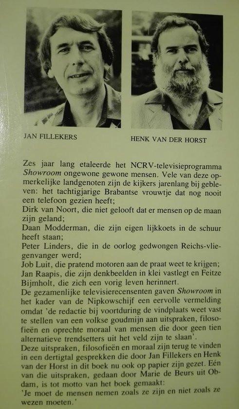 Te koop; boek showroom vintage