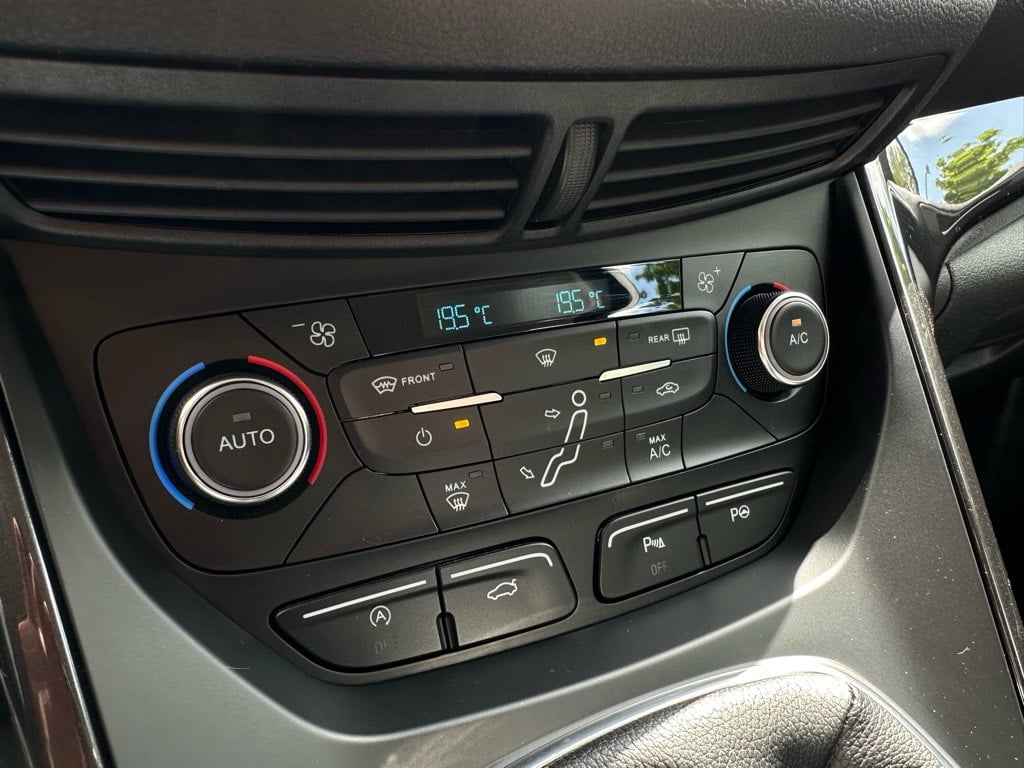 Ford C-max 1.0 titanium // nieuwe distributie // luxe uitvoering //