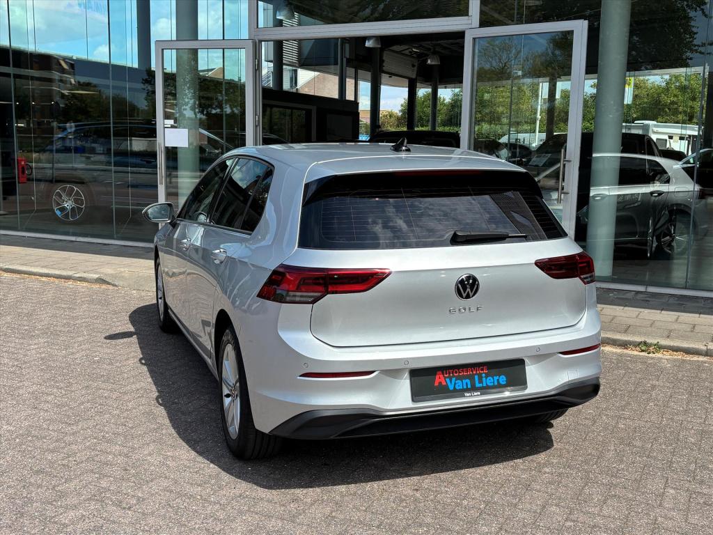 Volkswagen Golf 1.5 tsi 130pk life| navigatie |adapt cruise| led| rijklaarp