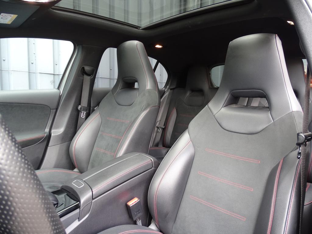 Mercedes-Benz A-Klasse 180 business solution amg | pano | widescreen