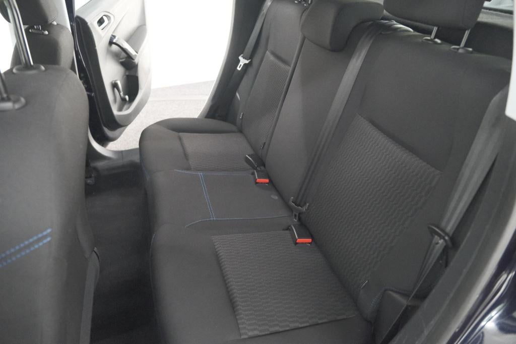 Peugeot 208 puretech 82 signature | allseason banden | navigatie | parkeers