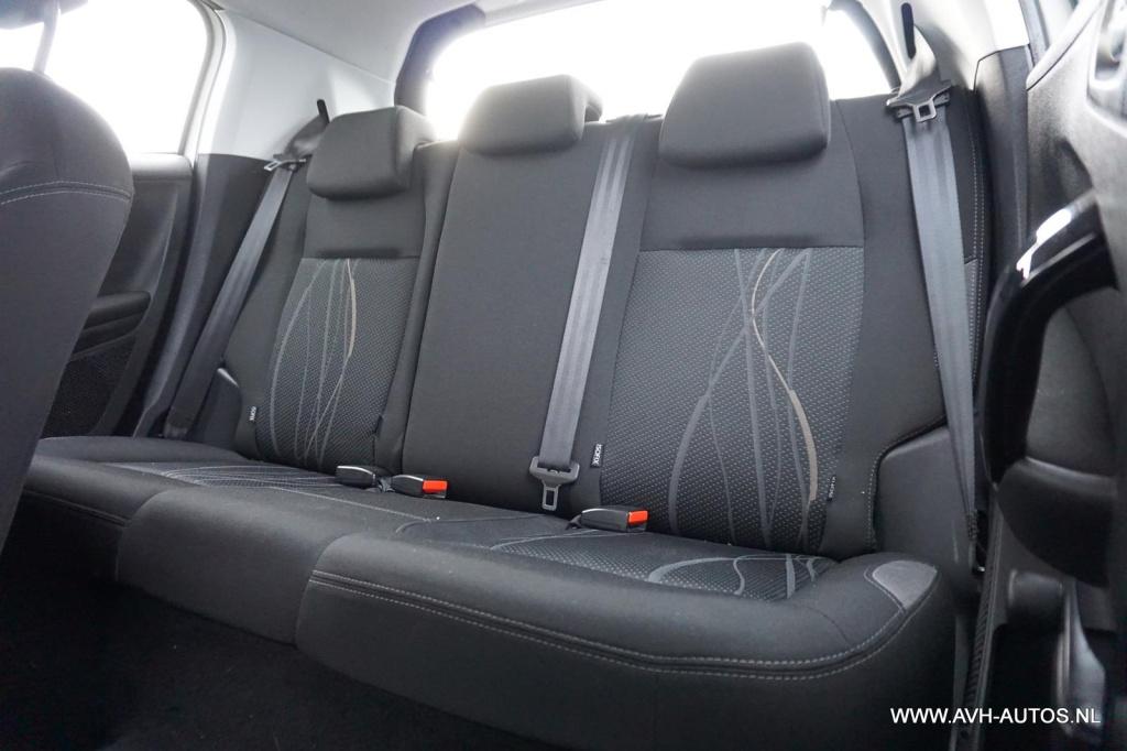 Peugeot 208 1.2 vti urban soul