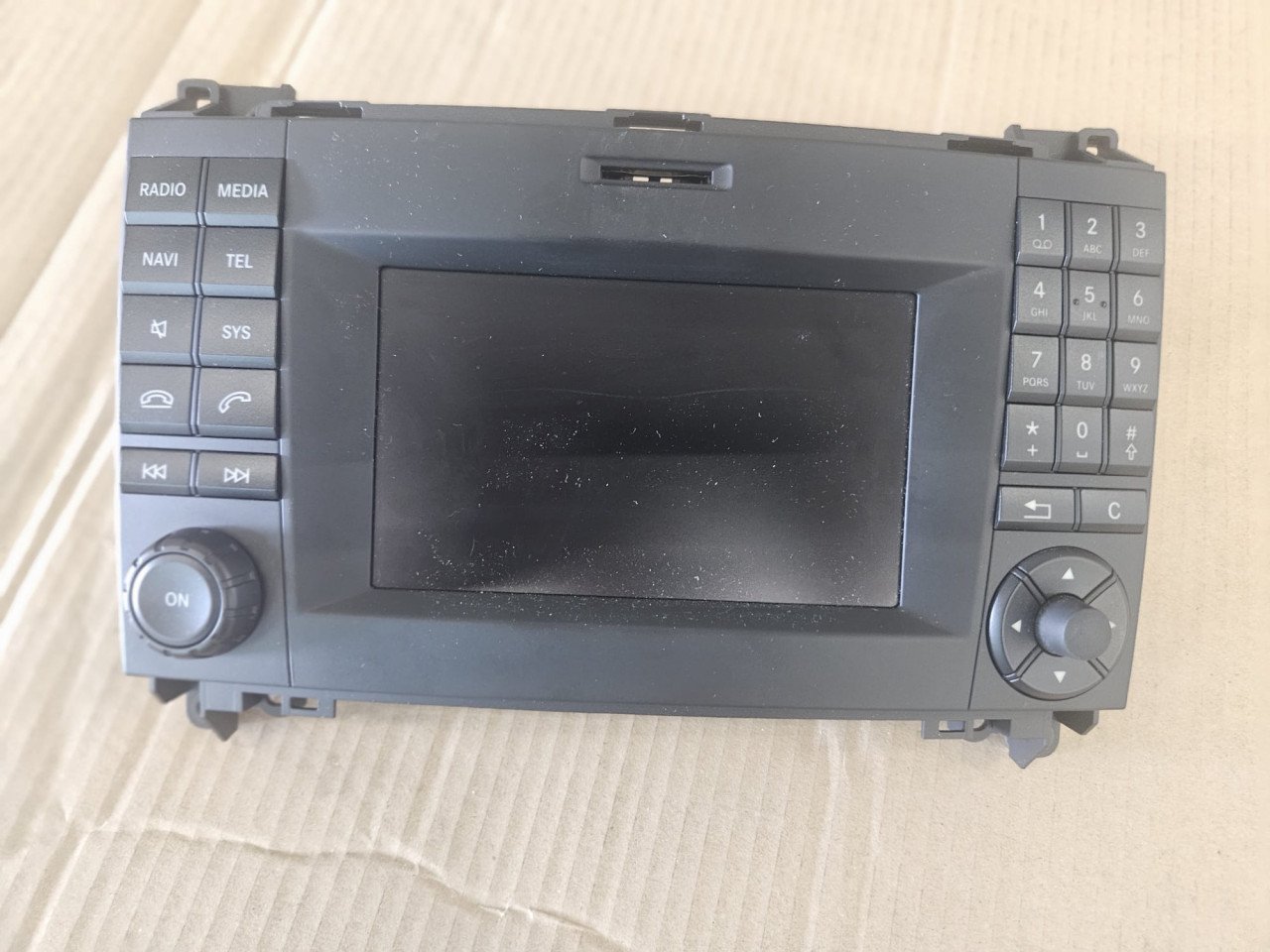 Mercedes-Benz auto radio z.g.a.n.