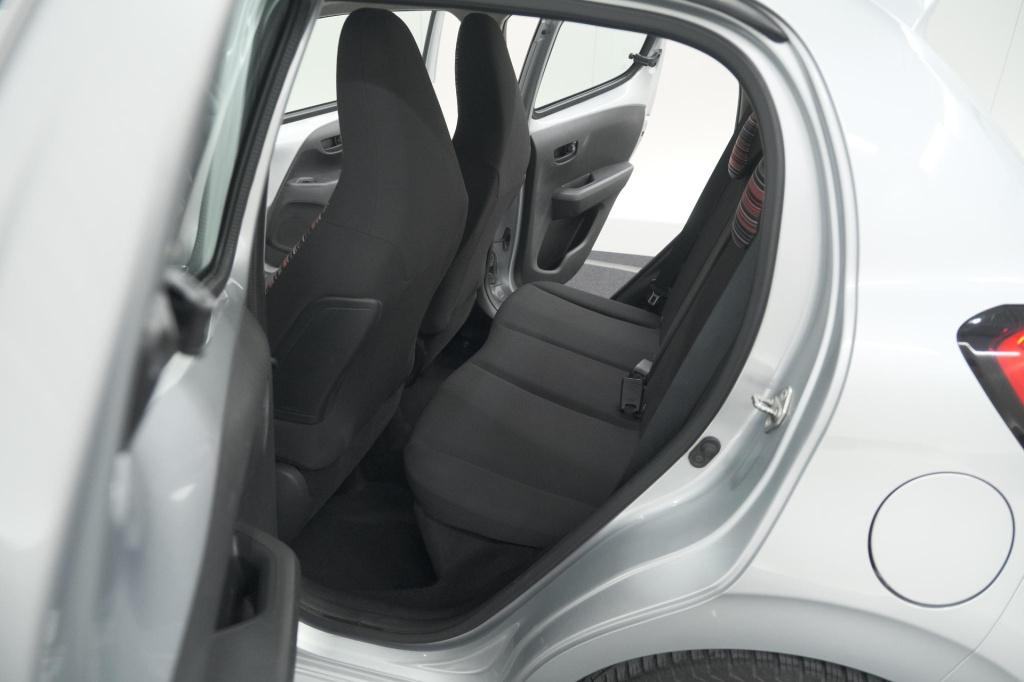 Citroen C1 1.0 vti feel | airco | bluetooth radio | 5 deurs | allseasonband