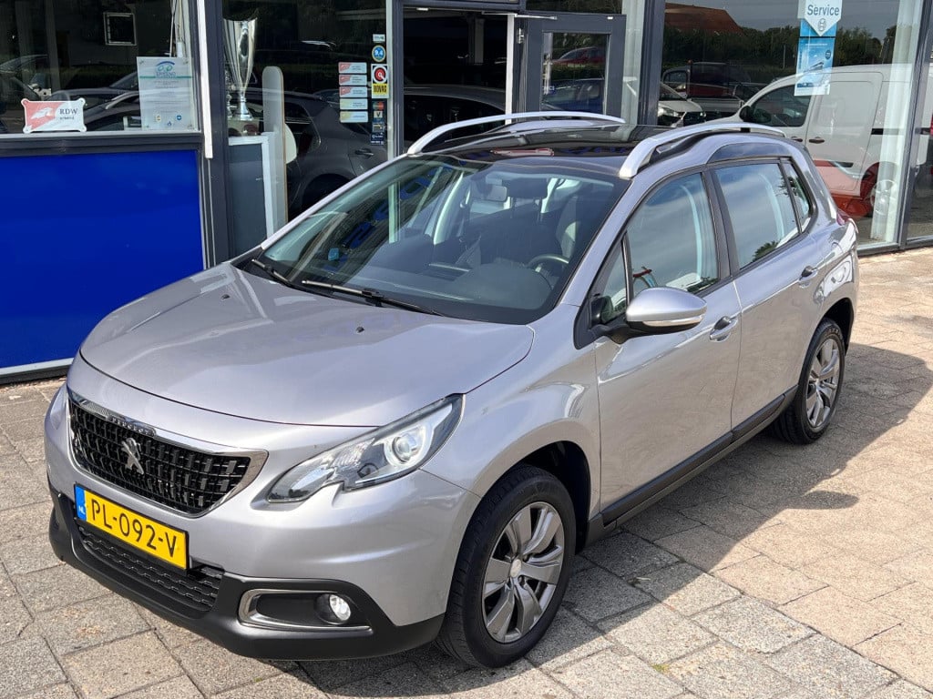 Peugeot 2008 1.2 puretech blue lion