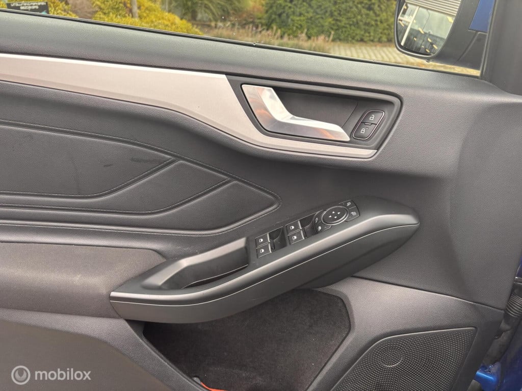Ford Focus wagon 1.0 ecoboost trend edition business