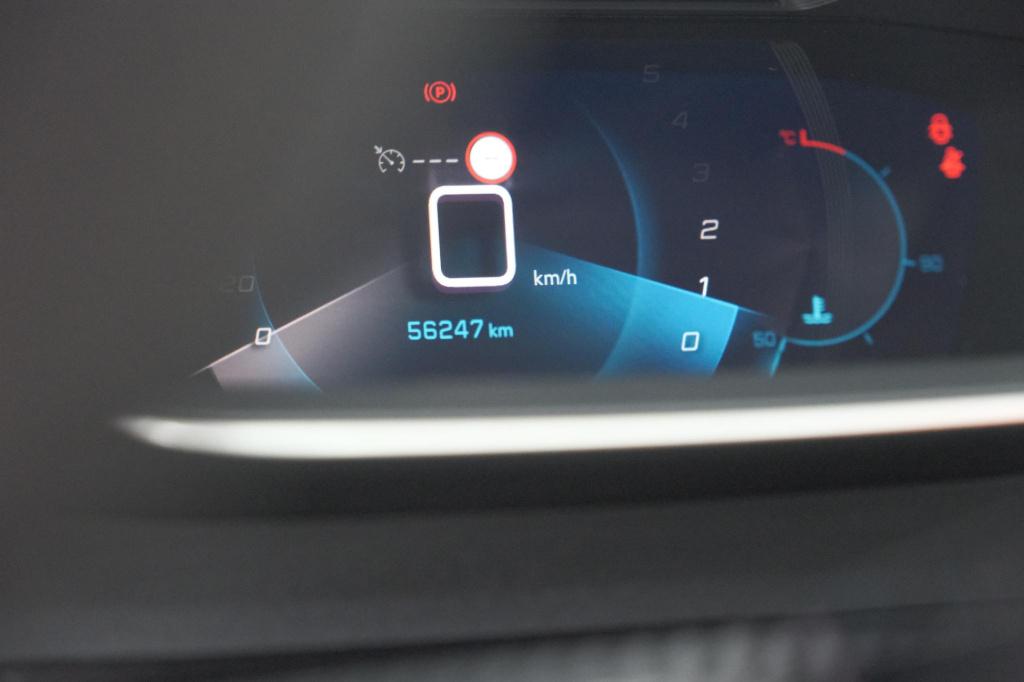 Peugeot 208 puretech 100 allure | trekhaak | camera | apple carplay | navig