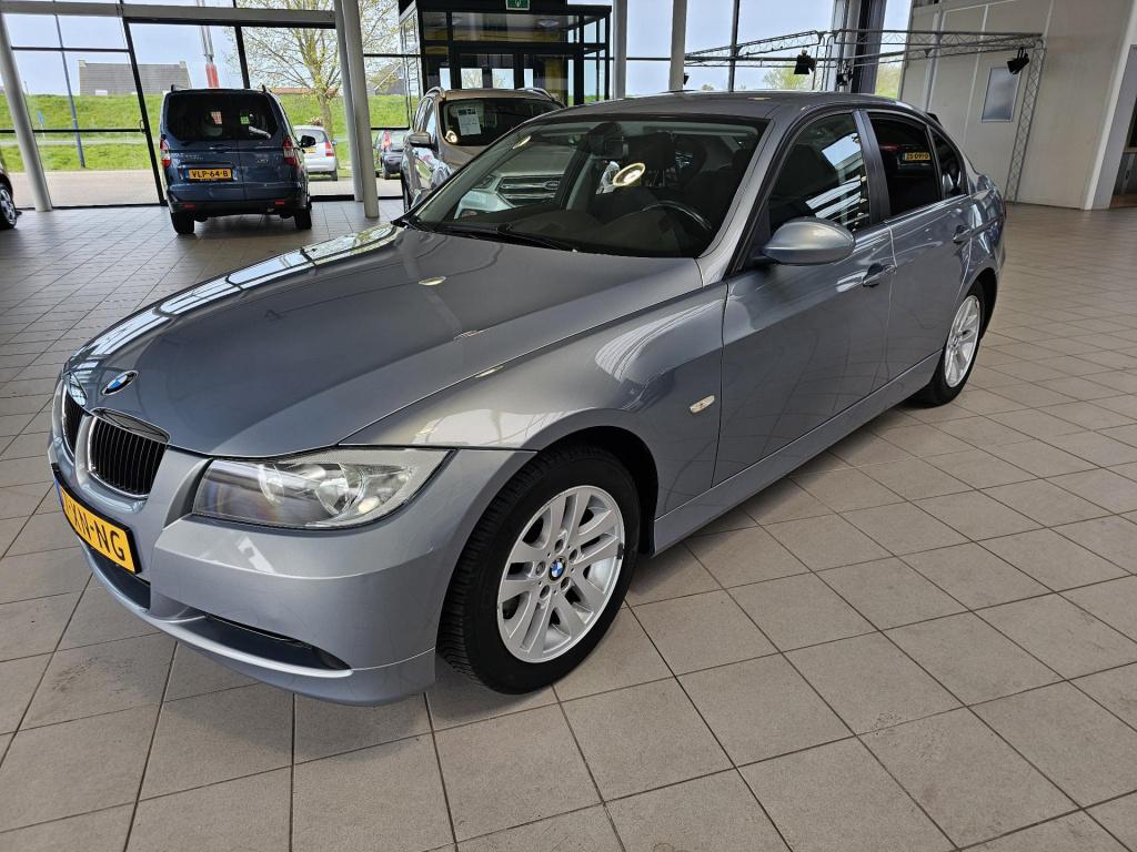 BMW 3-serie 318i business line