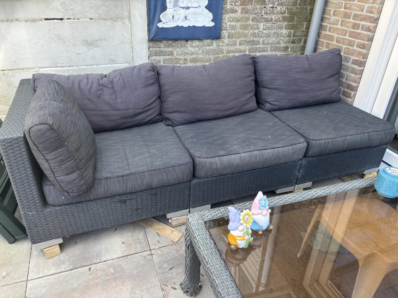 Tuinmeubelen j