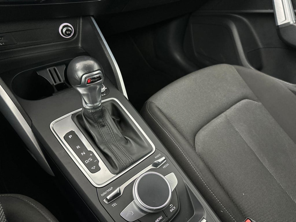 Audi Q2 35 tfsi cod automaat virtual pdc