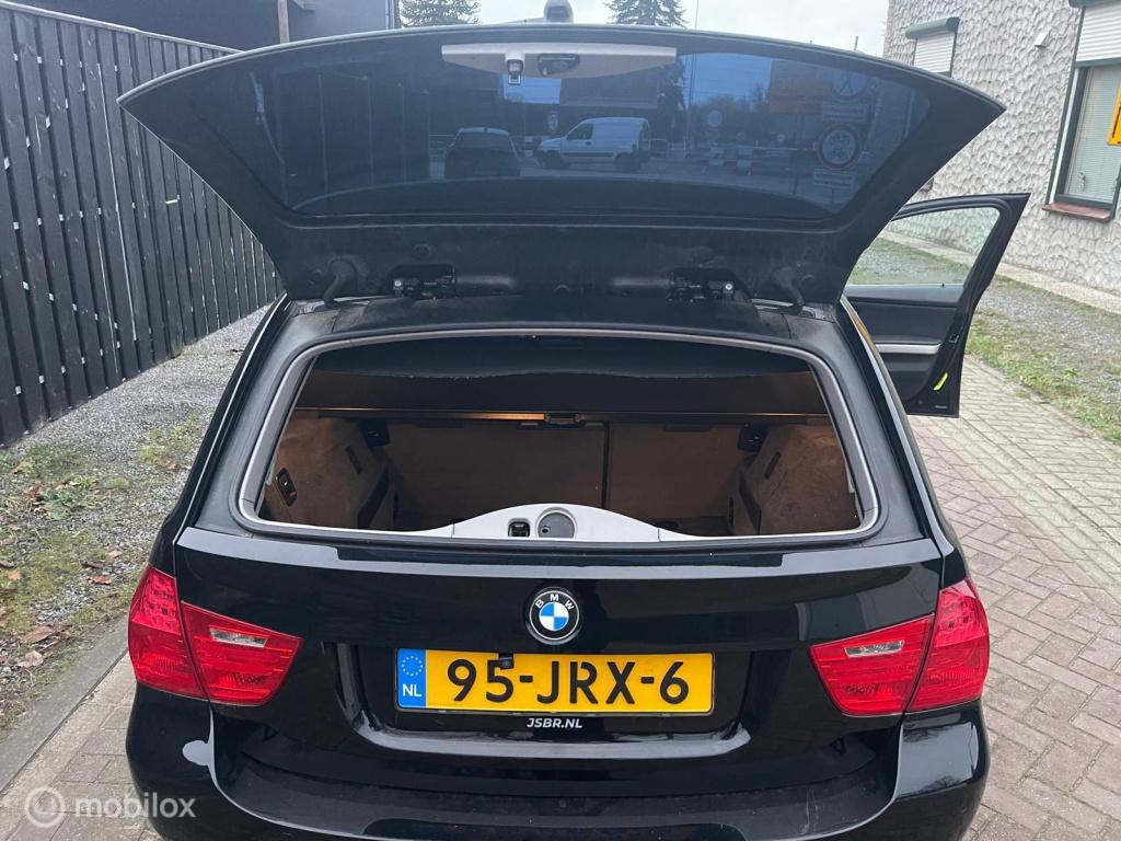 BMW 3-serie touring 318i business line