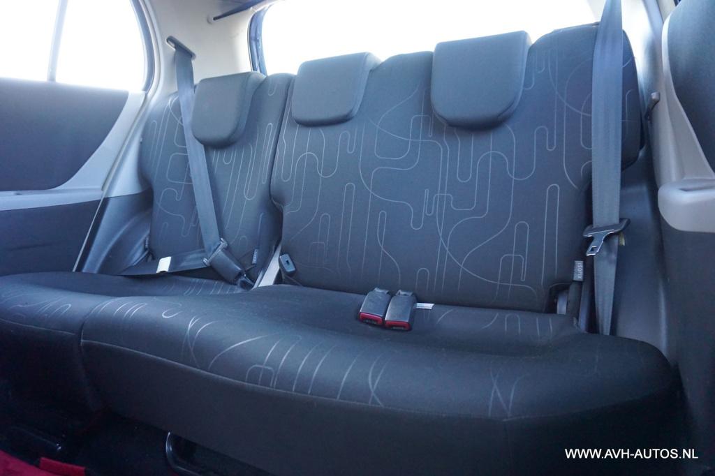 Toyota Yaris 1.0 vvti acces