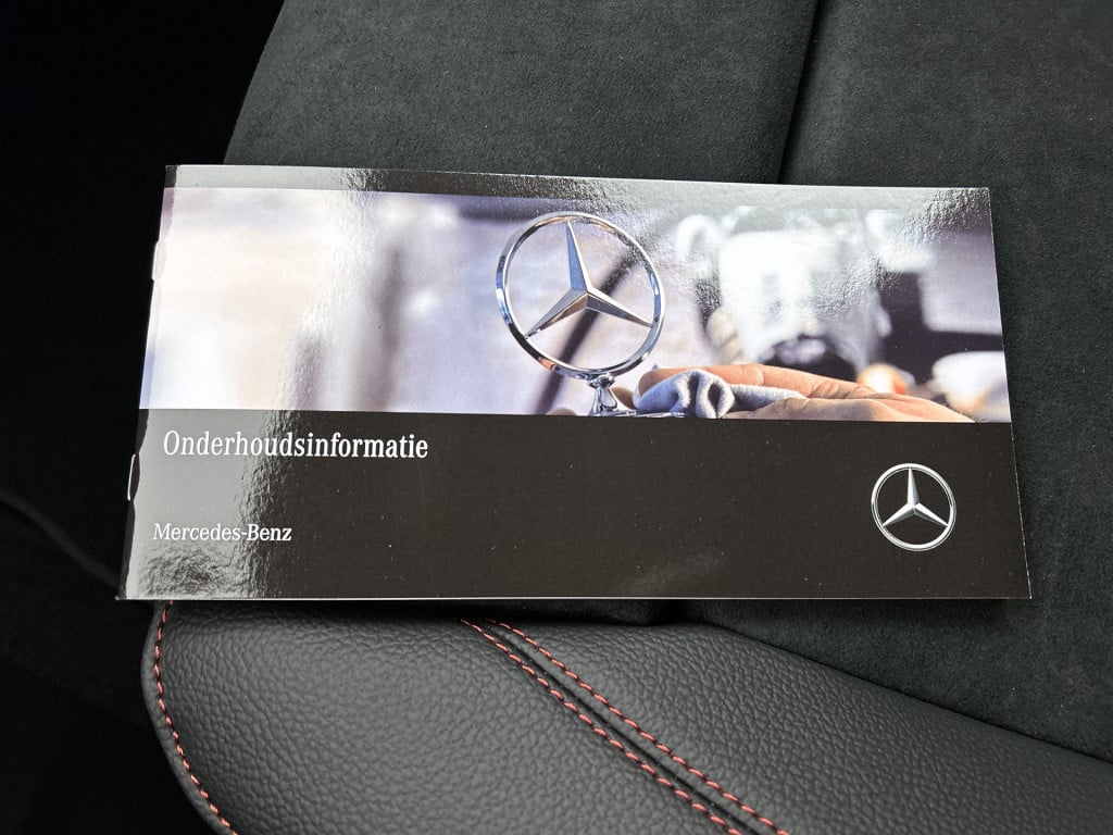 Mercedes-Benz Gla-klasse 250 e business solution amg | premium plus pakket 
