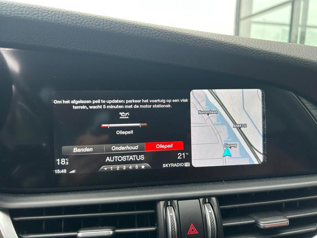 Alfa Romeo Giulia 2.0t * veloce pakket * stoel + stuur verwarming * leder