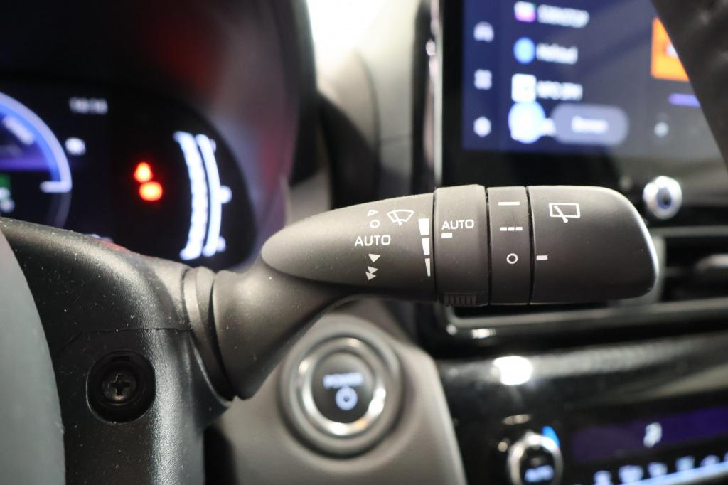 Toyota Yaris Cross 1.5 hybrid 115 first