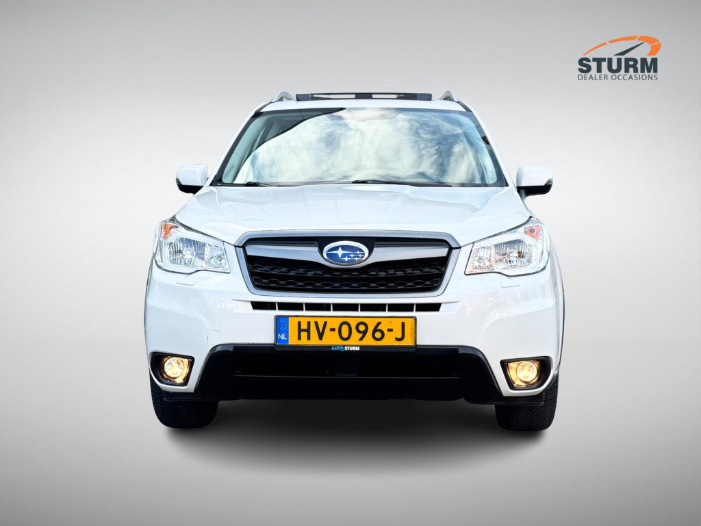 Subaru Forester 2.0 premium | trekhaak afneembaar | panoramadak | navigatie