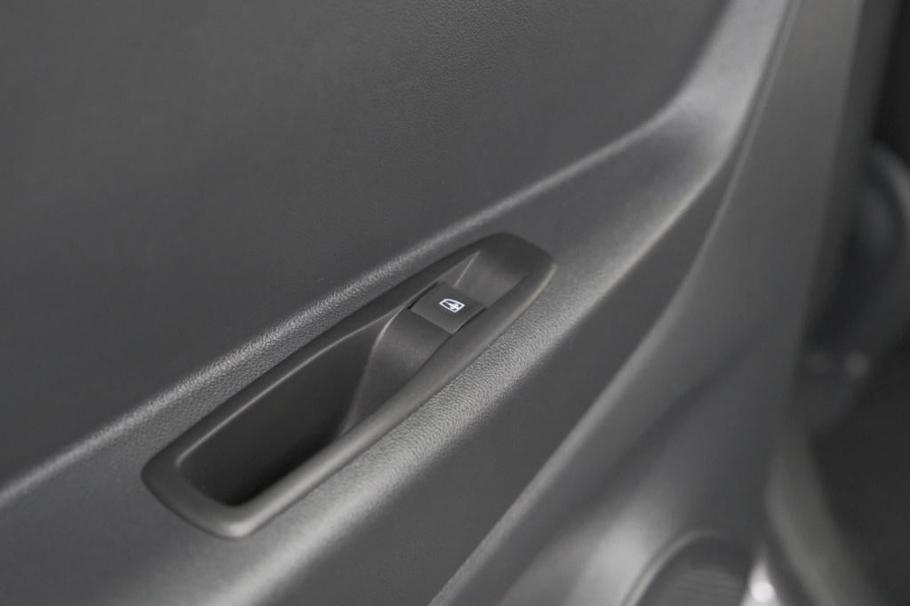 Renault Captur tce 120 edc dynamique | trekhaak | camera | navigatie | clim