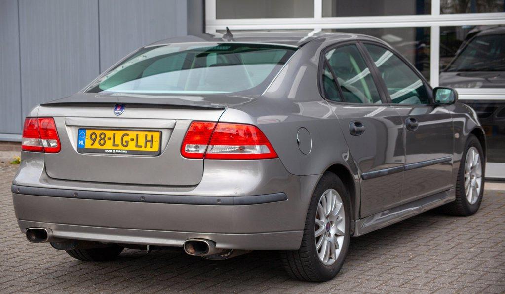 Saab 9-3 sport sedan 2.0t vector