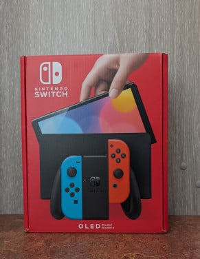 Switch Oled met 512 GB en extra adapter
