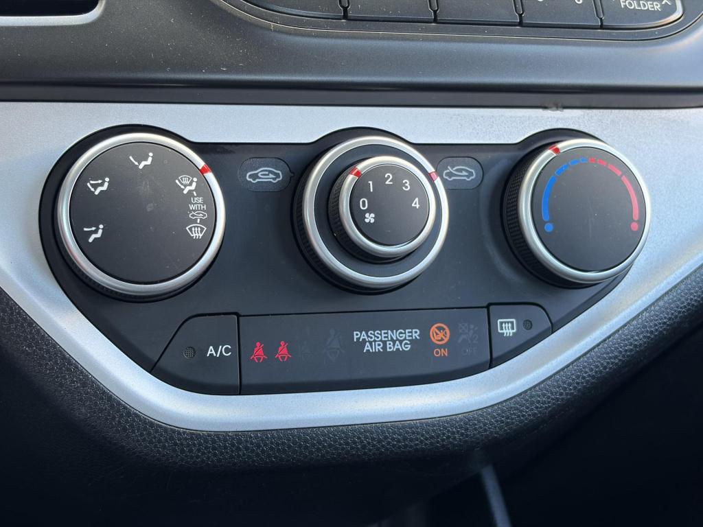 Kia Picanto 1.0 cvvt businessline trekhaak/bluetooth/automatisch licht