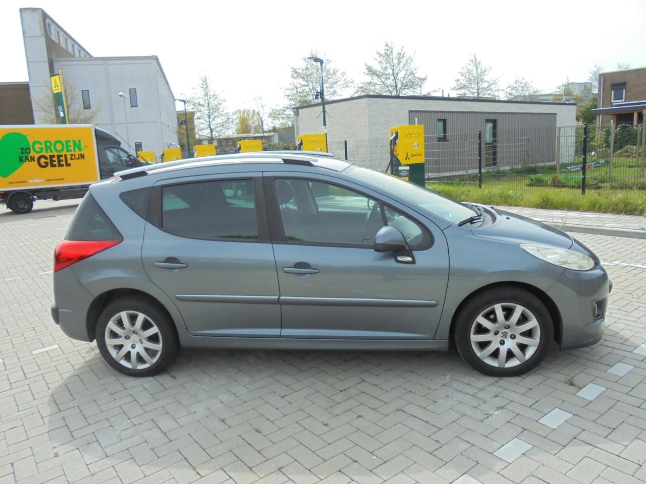 207 SW 1.6 Sportium leuke compleet uitgevoerde auto 159.351 Km N.A.P