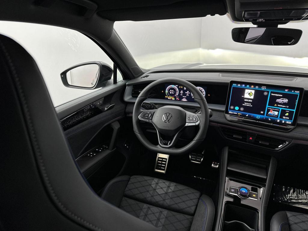 Volkswagen Tayron 1.5 ehybrid r-line