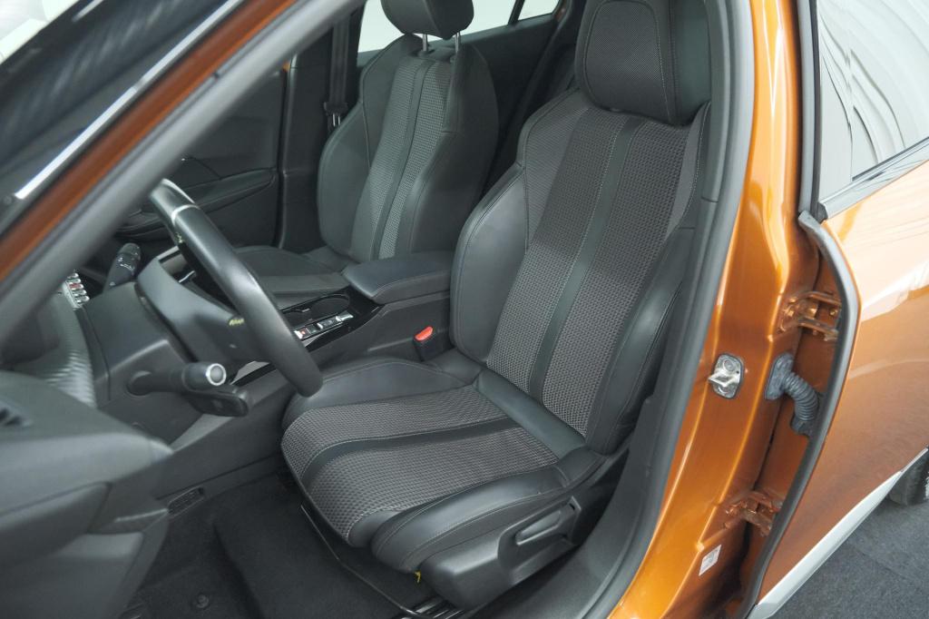 Peugeot E-2008 ev gt 50 kwh | 11 kw lader | 96,3% soh | adaptieve cruise co