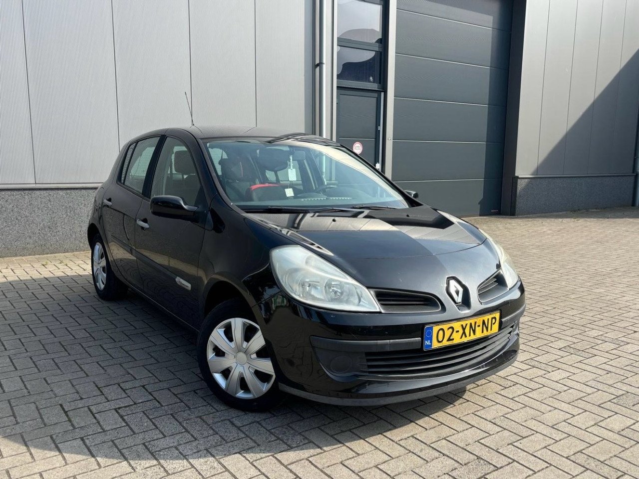 Renault Clio 1.2-16V Rip Curl Vol Jaar Apk