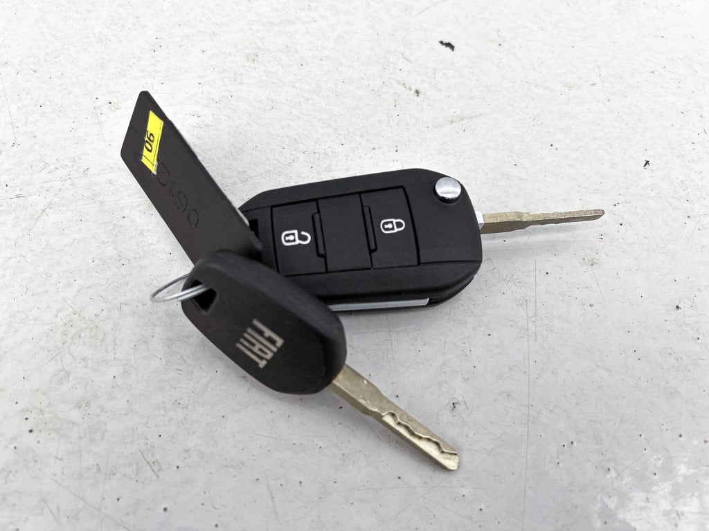Fiat Panda grande 1.2 hybrid icon || van mossel voorraadvoordeel || tot 8 j