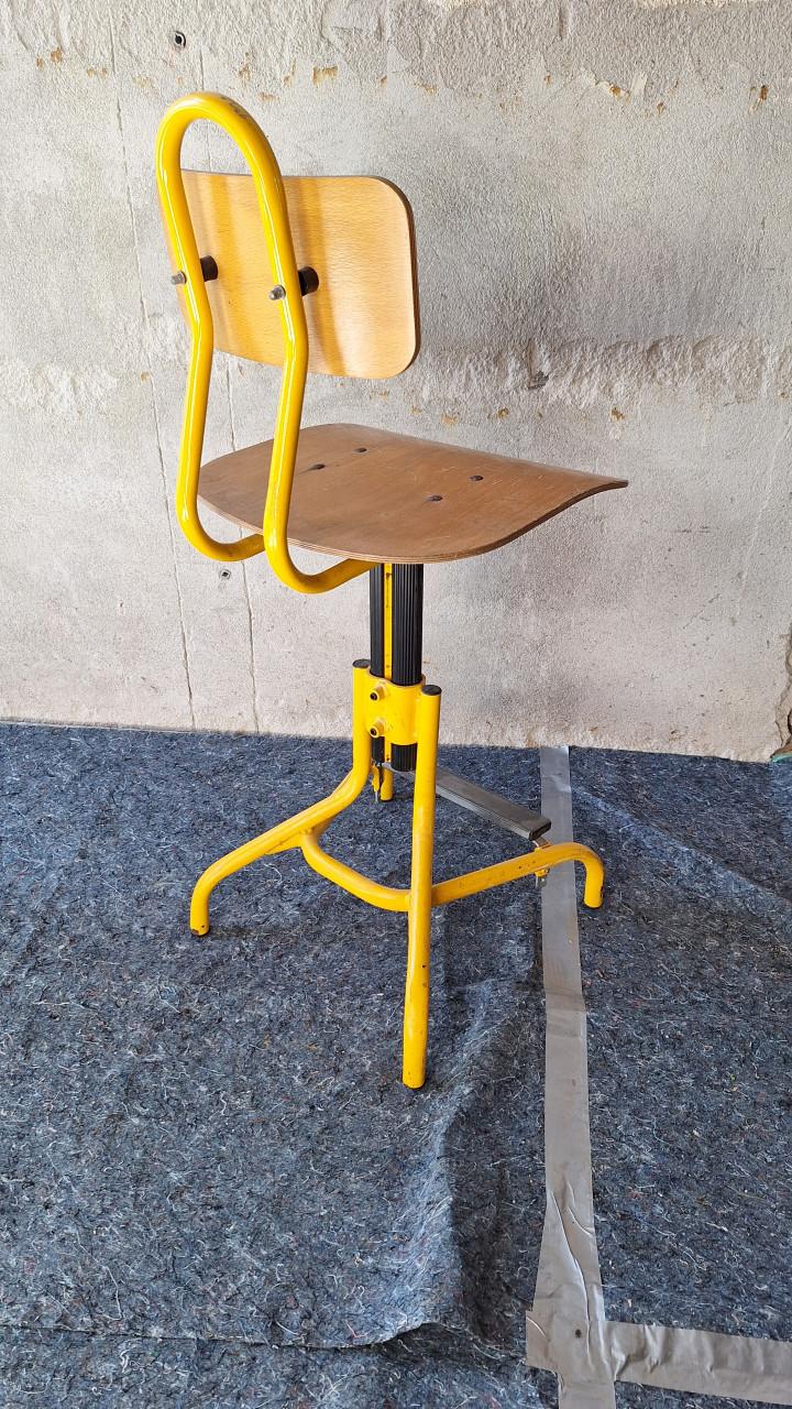 Atelierstoel Hergon retro antiek