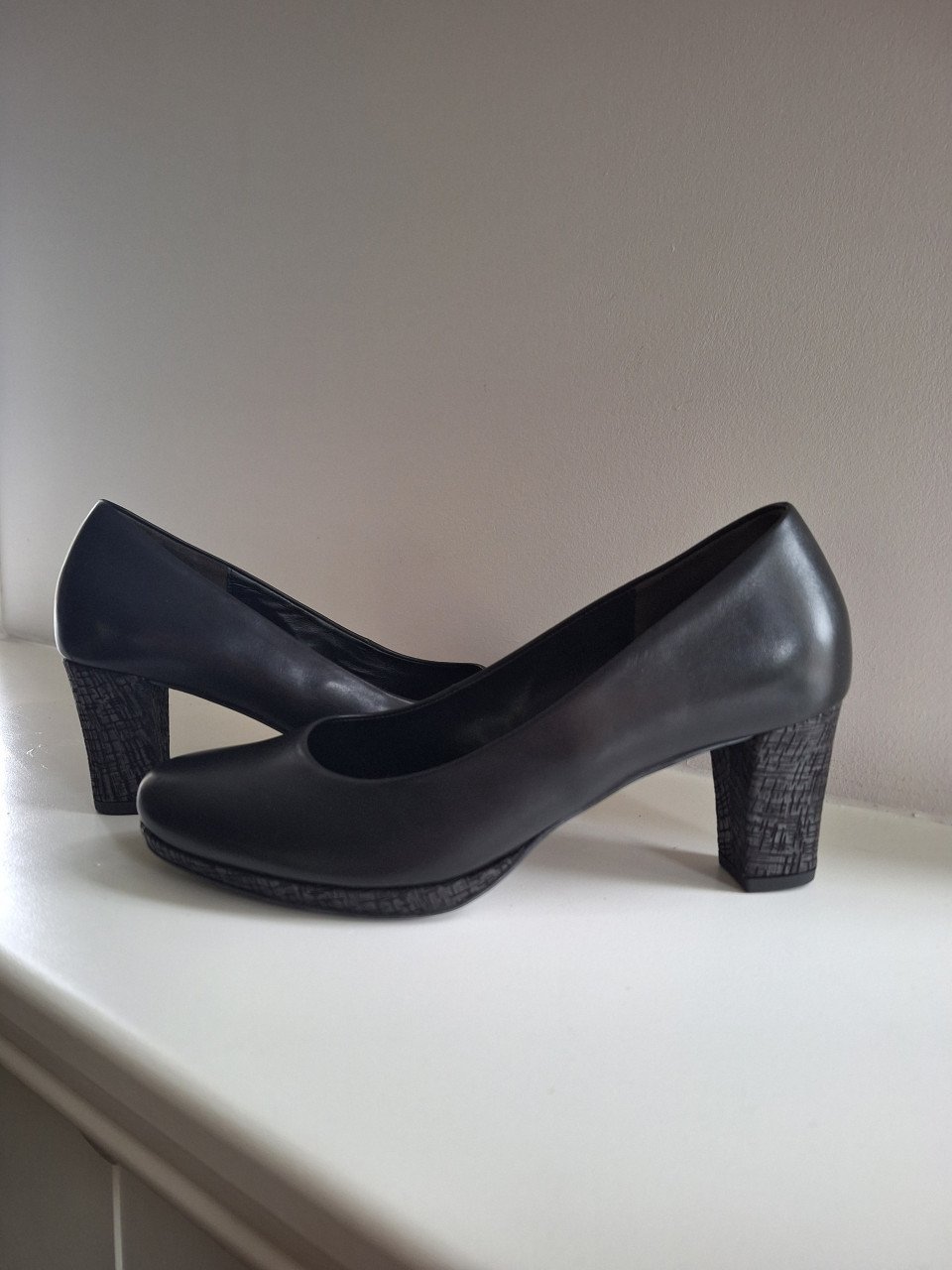 Mooie zwarte pump, mt 39