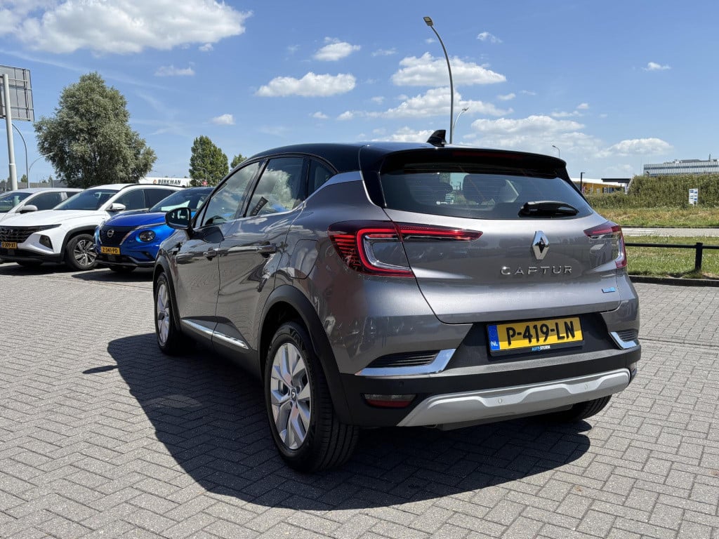 Renault Captur 1.6 e-tech plug-in hybrid 160 intens