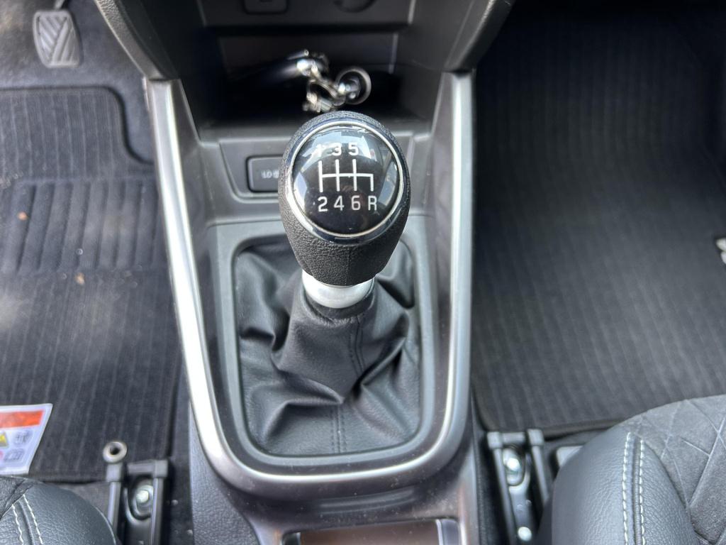 Suzuki Vitara 1.4 boosterjet style smart hybrid