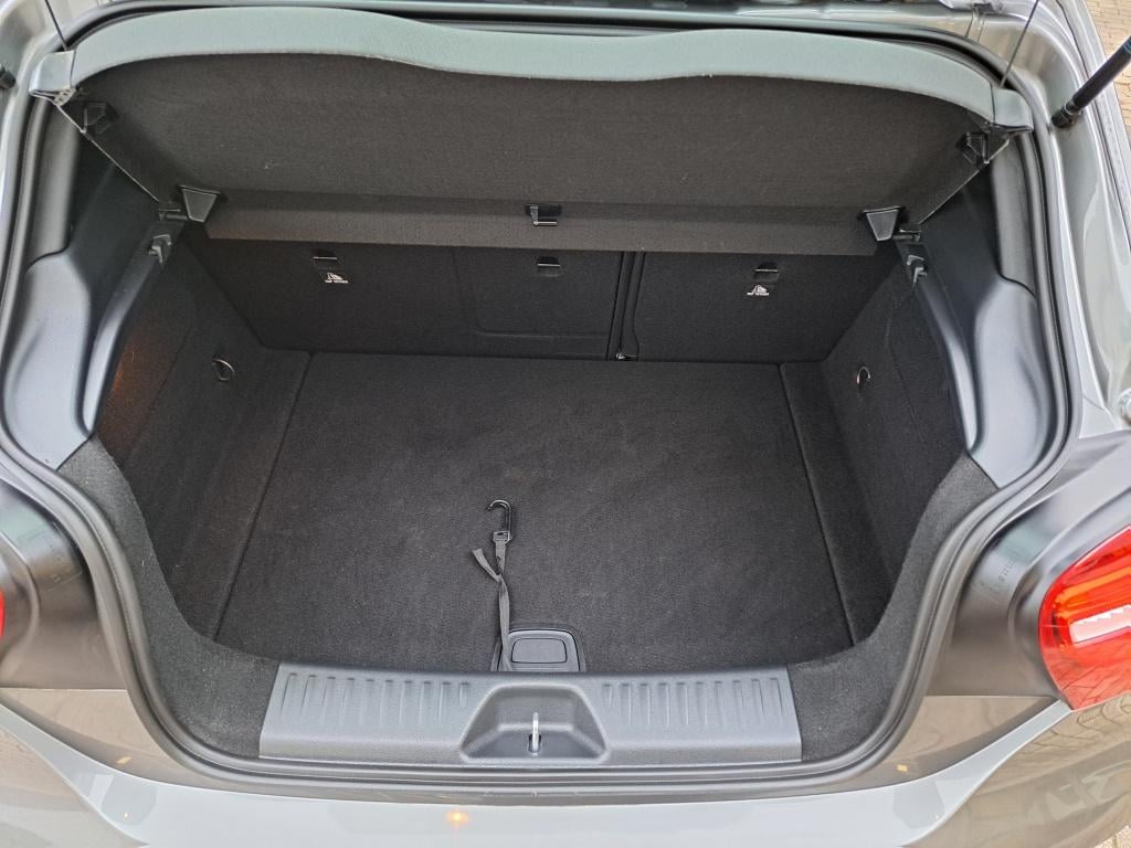 Mercedes-Benz A-Klasse 180 business solution | amg pakket | 54.709 km | nl 