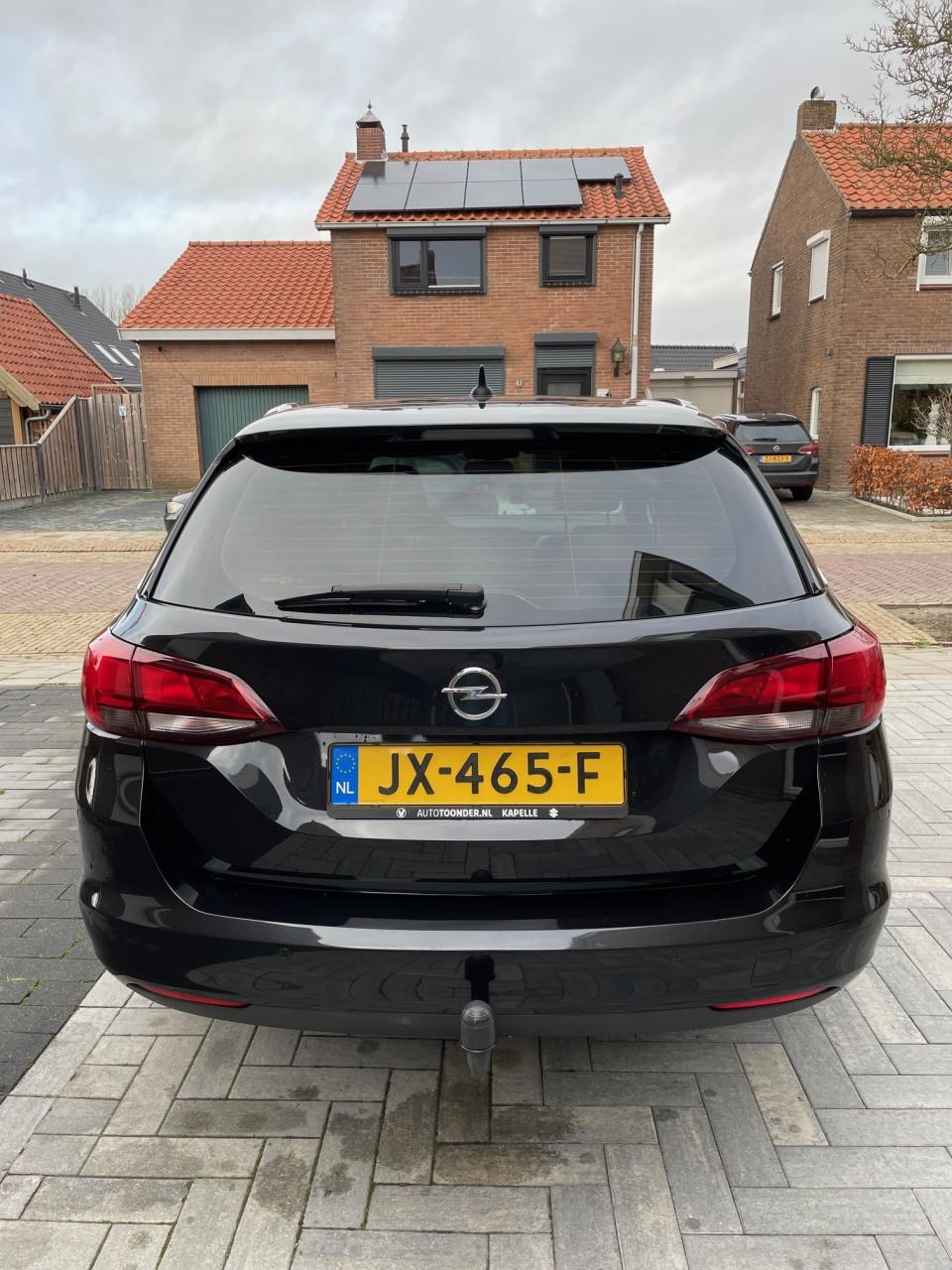 OPEL ASTRA SPORTS TOURER